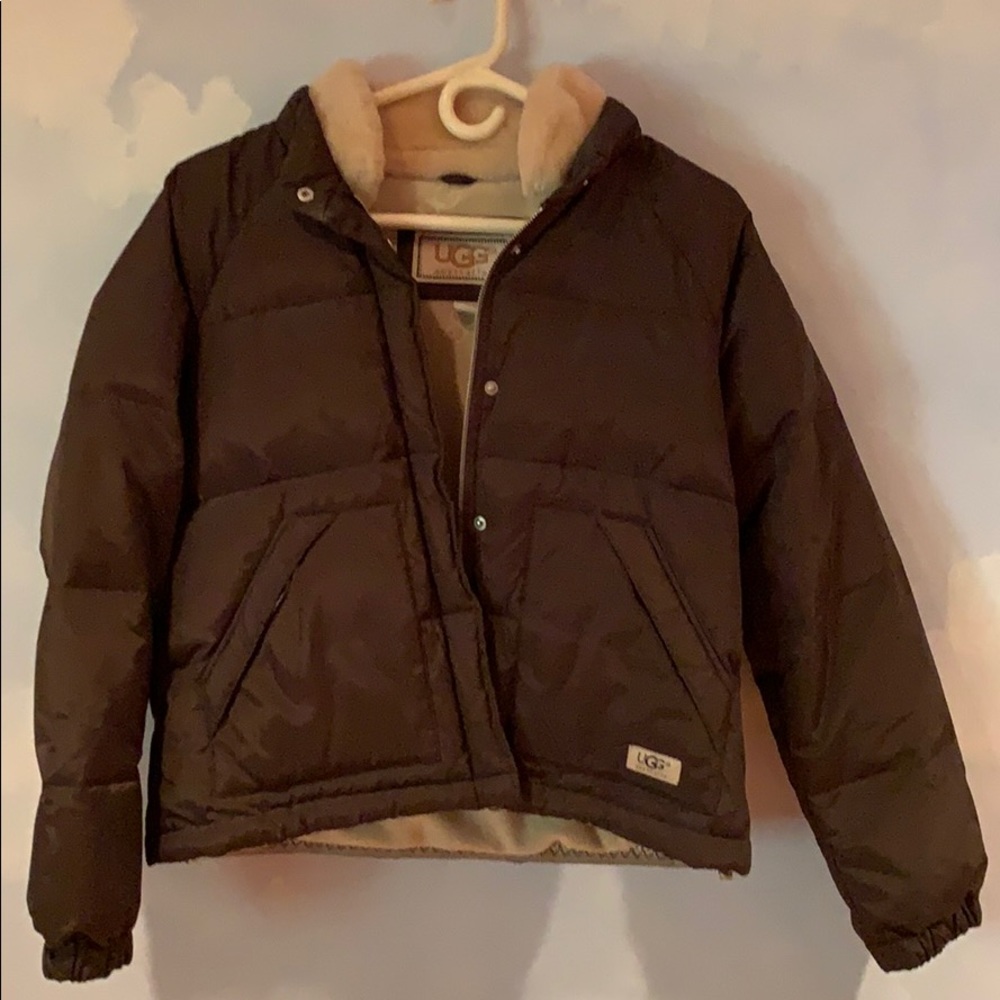 Gorgeous warm brown Ugg coat - small